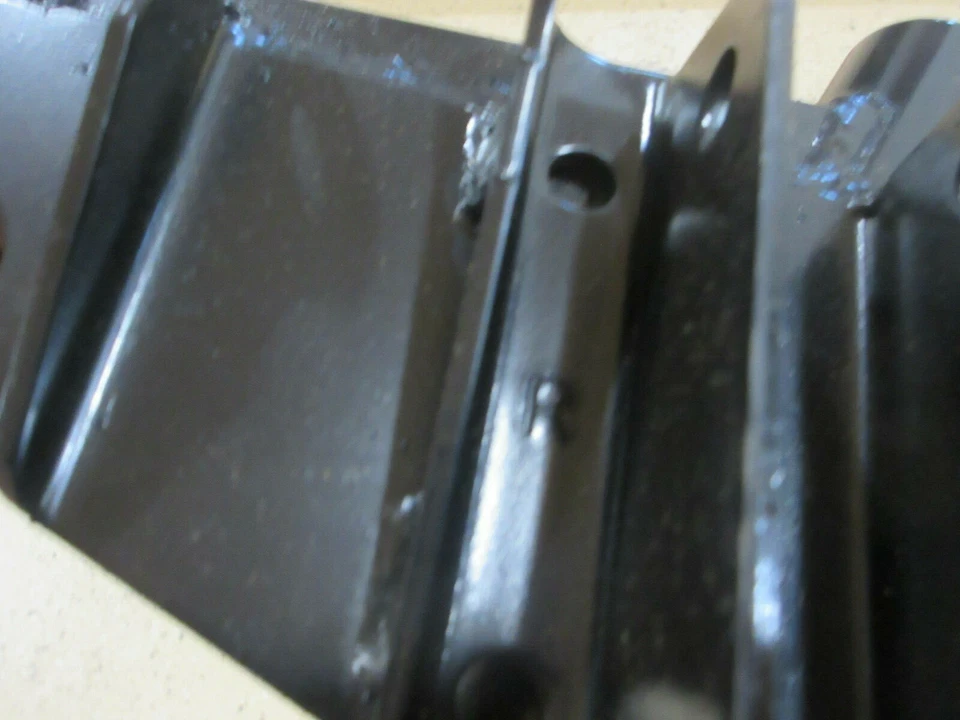 NUEVO OEM POLARIS 1993-1995 STORM & 1995 INDY 500 CARB o 440 brazo trasero derecho  Foto 3 de 4