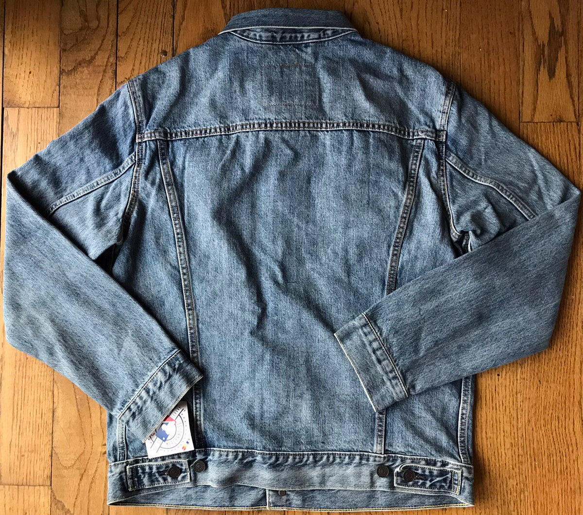 Levis MLB Boston Red Sox Denim Trucker Jacket Mens Size Levis MLB Boston Red Sox Denim Trucker Jacket Mens Size