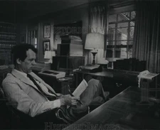 1985 Press Photo L awyer Douglas Bartley of The Water Street Journal - mja04055