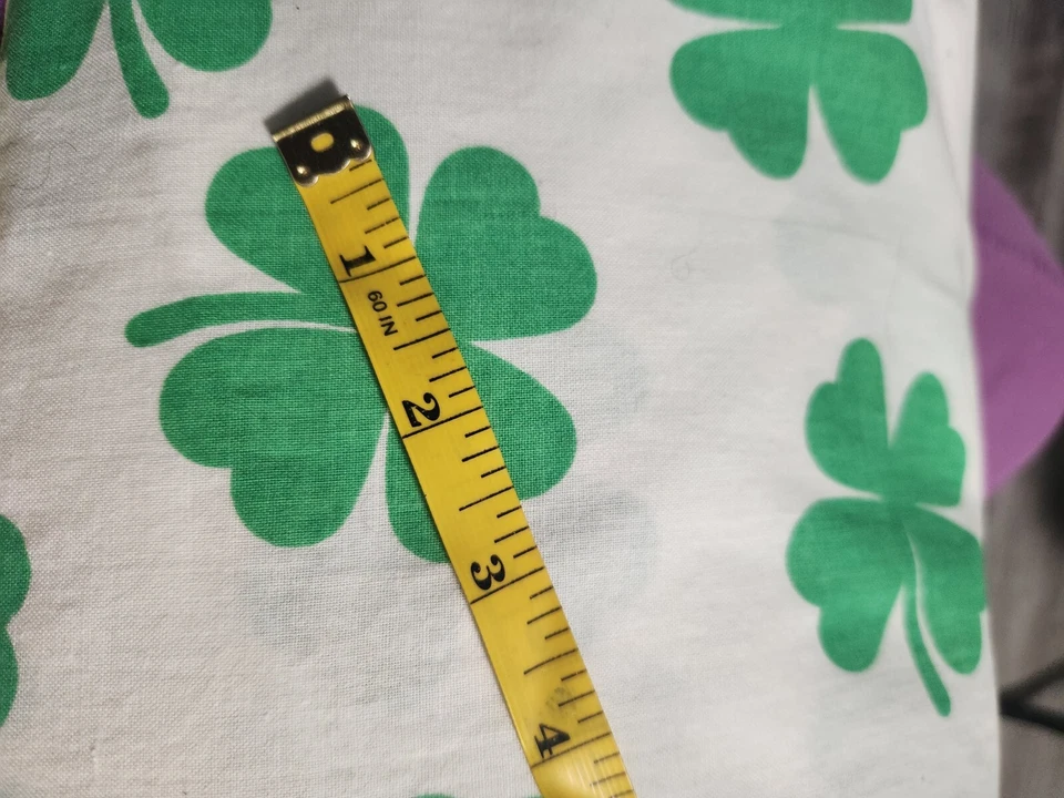 Unbranded Shamrock/St. Patrick's Day Cotton Fabric, 44"x 2 Yd - Image 3 of 3