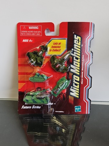 Lot Porte-avions Micro Machines Hasbro + Véhicules - Années 80/90 - Occasion
