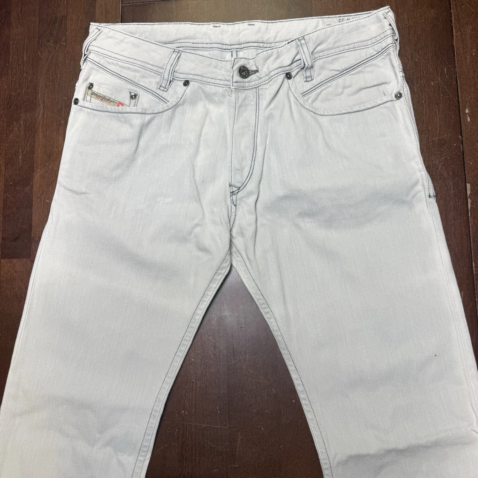 Jeans Diesel 32x33 Off White Iakop Slim Pierna Cónica 3D Denim Stitch 0889Y Italia Foto 2 de 4