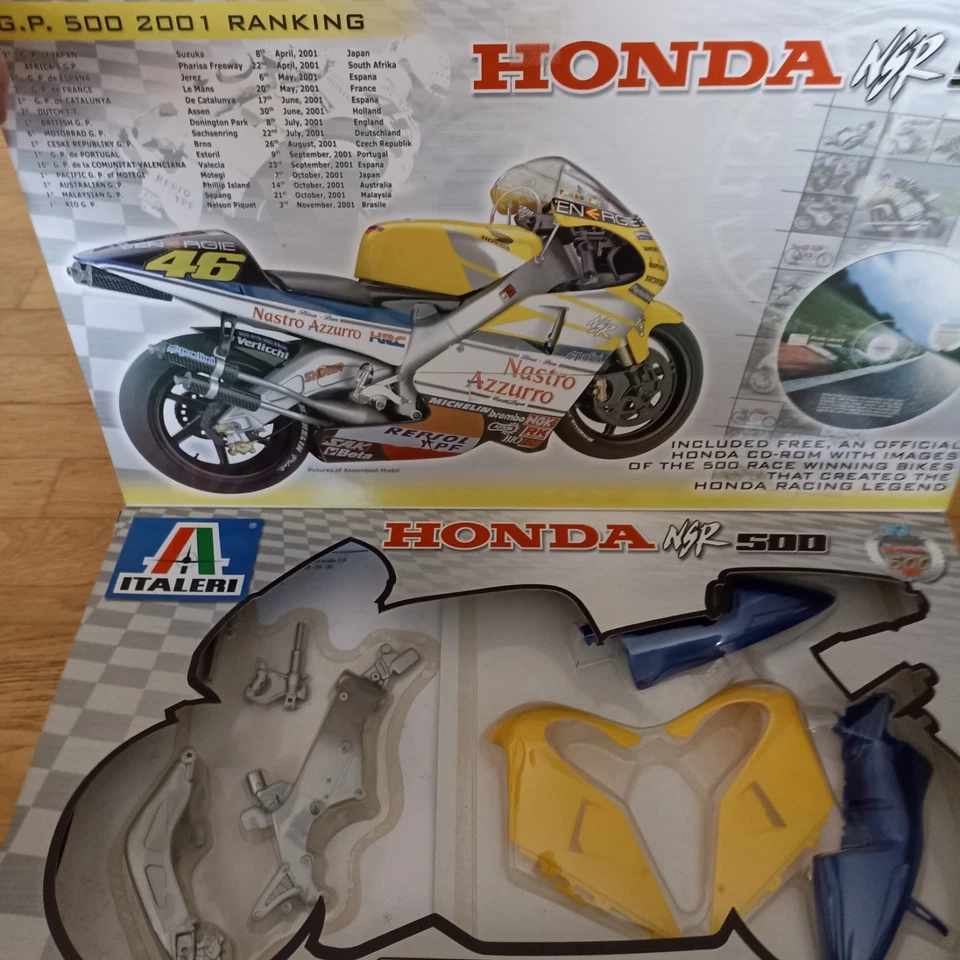 Italeri 1:6 Honda Nsr 500 Valentino Rossi  - Immagine 2 di 4
