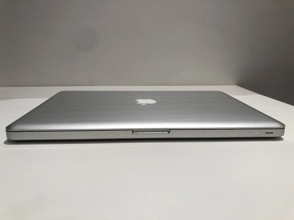 MacBook Pro A1286 - Image 4 of 4