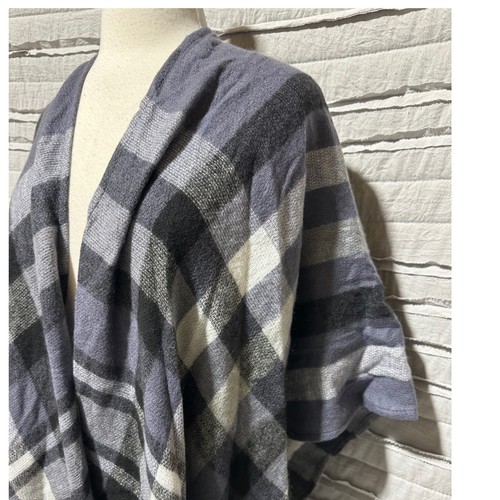 Banana Republic Karen Cashmere Wool blend Plaid Wrap Shawl Fringed Hem - Picture 4 of 7