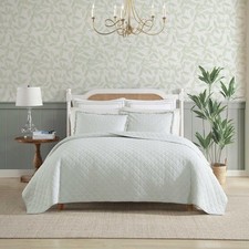 Laura Ashley King Quilt Set,Oxford Stripe Green,Super Soft