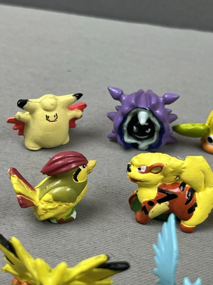 TOMY CGTSJ BP & B Nintendo Pokemon Figures -  Lot Of 24 - Vintage - Image 2 of 4