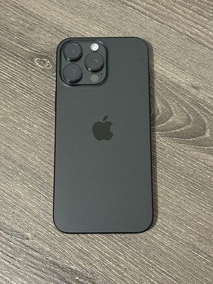 Apple iPhone 16 Pro Max - 1 TB - Black Titanium (Unlocked) 100% Battery - MINT