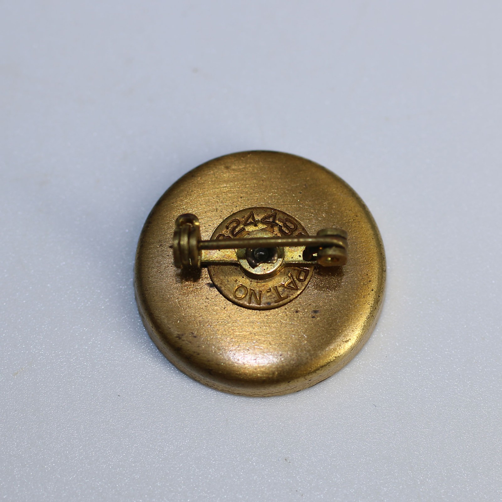 Loading More Button Design Vintage Mother Of Pearl Rotating Pin-On Garment Buttons Instant Attach ...