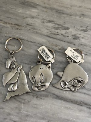 Vintage 1995 Looney Tunes Warner Bros Pewter Keychain, Porky,Speedy And Foghorn