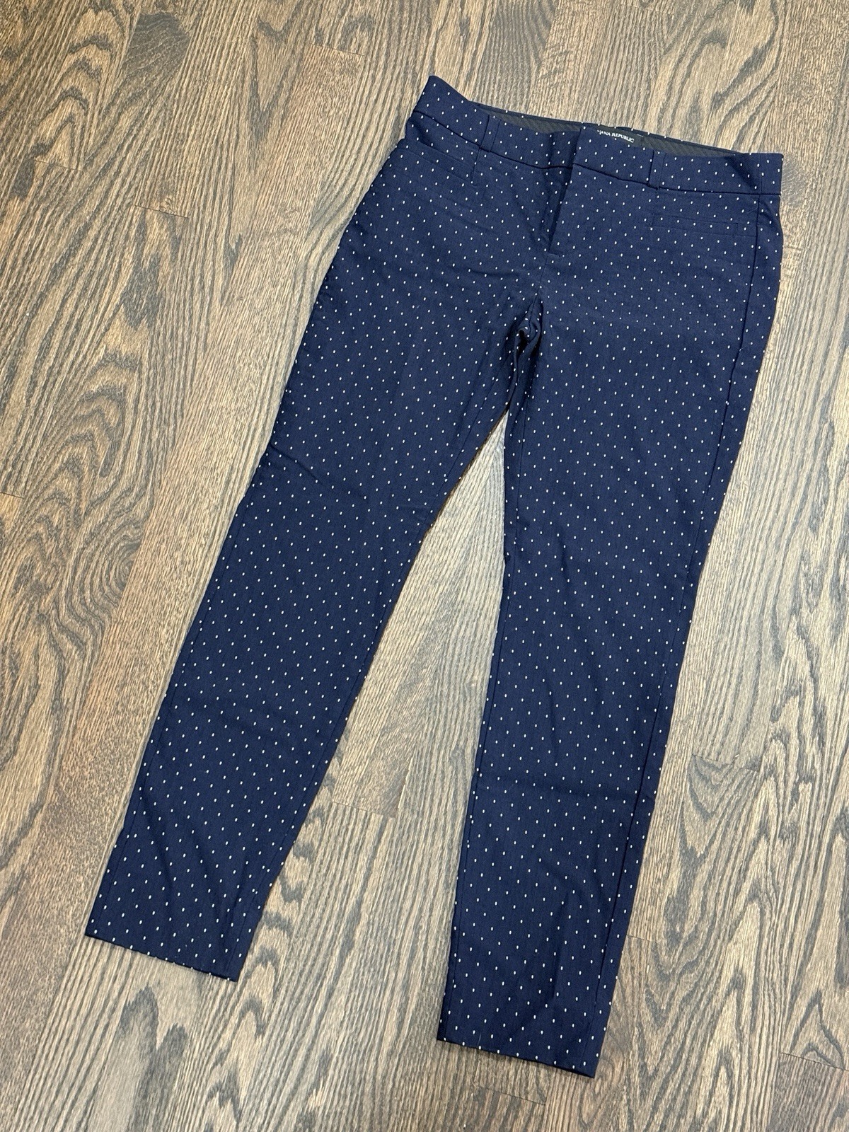 Banana Republic Women's Sloan Curvy Fit Navy Blue Polka Dot Pants Size 0 Petite