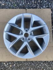 1x SINGLE GENUINE SEAT LEON MK3 18" ALLOY WHEEL RIM 5F0601025F REFURBISHED