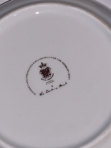Royal Franconia Blue Onion Demitasse Cup & Saucer Danbury Mint - Picture 12 of 14