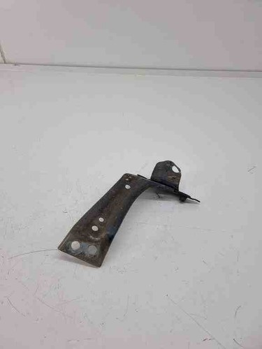 VW PASSAT B7 ALLTRACK 365 Kotflügelhalter vorne rechts 2.00 Diesel 32435417