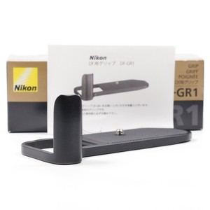 Nikon グリップ GR-N1010 ブラック GRN1010BK Amazon | Nikon グリップ GR-N1010 ブラック GRN1010BK | カメラ用