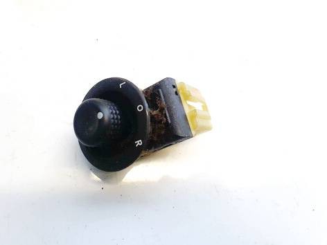 Dodge Caliber 2007 Wing mirror control switch (Exterior Mirror Swi #2765007-13