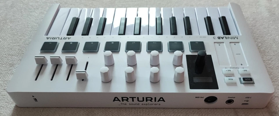 Arturia MiniLab 3 White - Bild 4 von 4