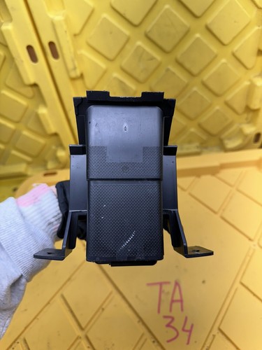Hyundai 84631-3S000-HZ Adaptor-Button Start Hold Key - Picture 4 of 9
