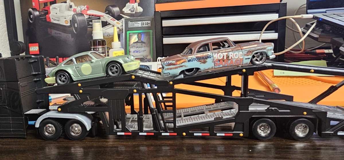 READ DESCRIPTION** Hotwheels Elite 64 Freightliner ***TRAILER MOD