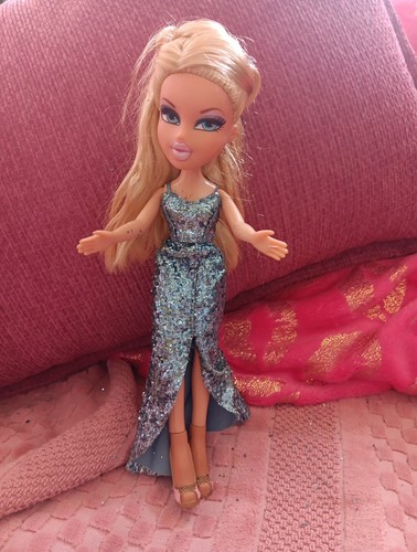 Bratz doll Anniversary - Picture 3 of 5