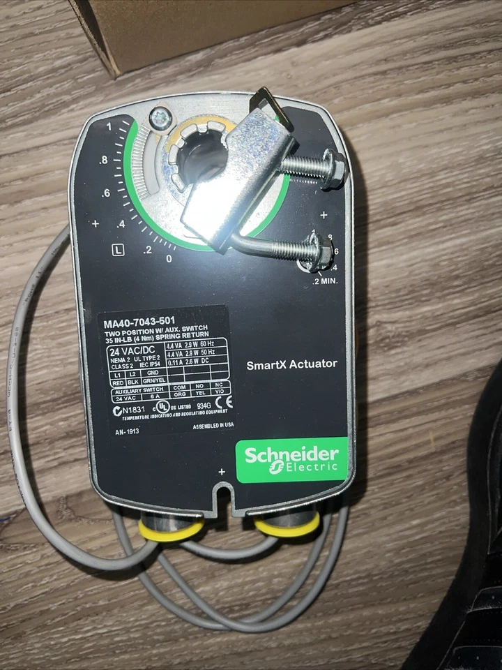 Schneider MA40-7043-501 2- Position Actuator With Aux Switch 24V 35 In-Lb (M3) - Image 4 of 4