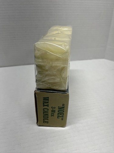 Vela de cera vintage Gift Co NOEL 3 mechas 7" de largo x 2,5" de alto - Imagen 4 de 5