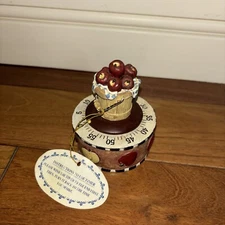 Vintage Kitchen Decor  "Apple"  timer