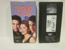 KISSING A FOOL (VHS 1998) David Schwimmer, Jason Lee, Mili Avital.