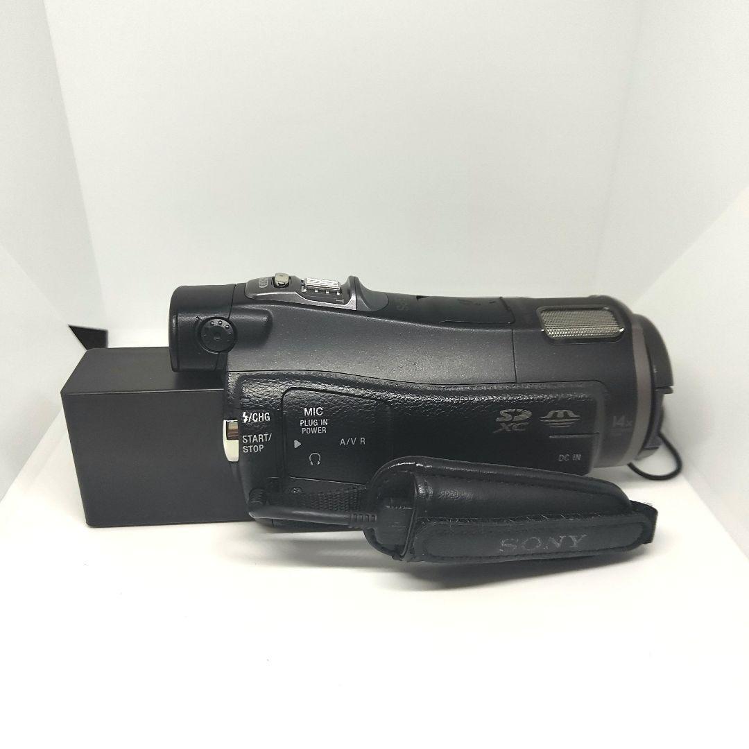 SONY HDR-CX700V Handycam Camera Recorder Color Black Comes with