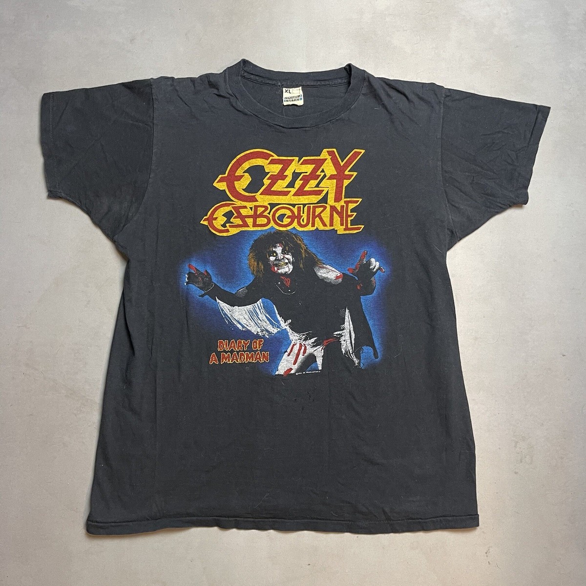 Black Sabbath Ozzy Osbourne T シャツ XL Amazon.com: Duffy Archive Photography Ozzy Osbourne Singer