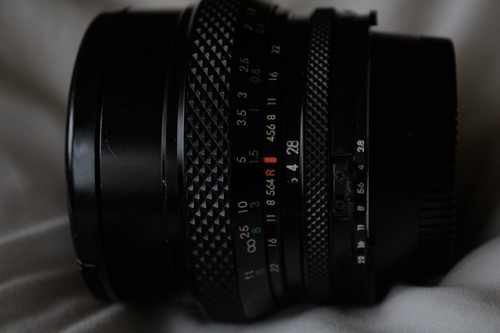 Quantaray Multi-Coated 28mm f2.8 Wide Angle Lens with Caps for Nikon F Mount V16 - Picture 4 of 4