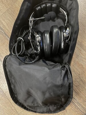 Rugged Air RA-454 Aviation Pilot Headset with Case