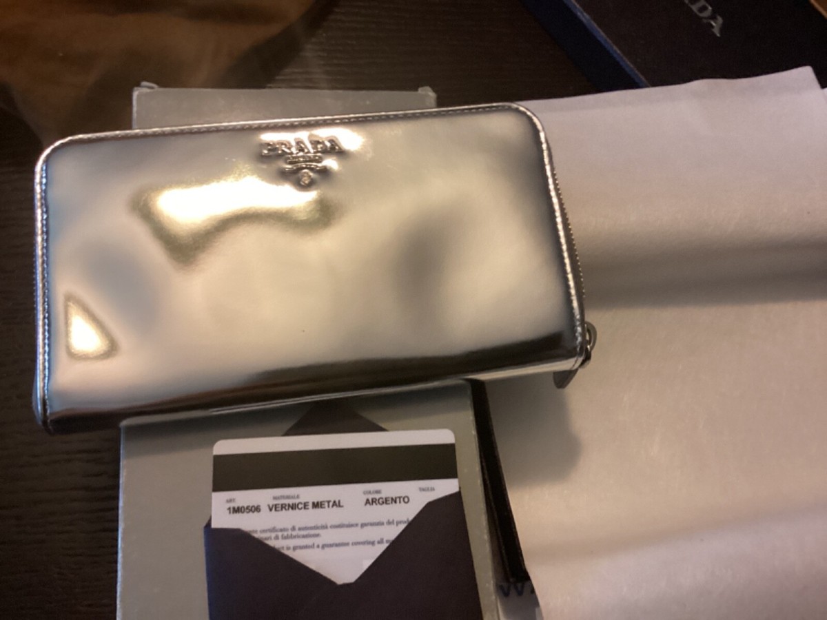 PRADA Portafoglio-portamon Saffiano Metal Leather Zip Long Wallet 
