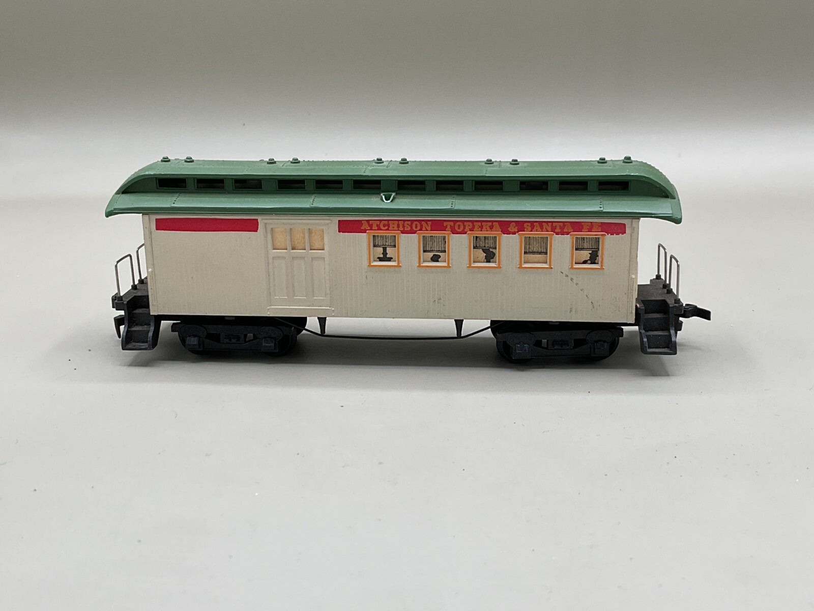 Mantua TYCO Bachmann Lot of 9 Old Time Combines