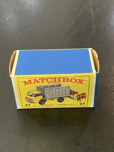 Matchbox Series No. 37 Dodge Cattle Truck Lesney England Original Box