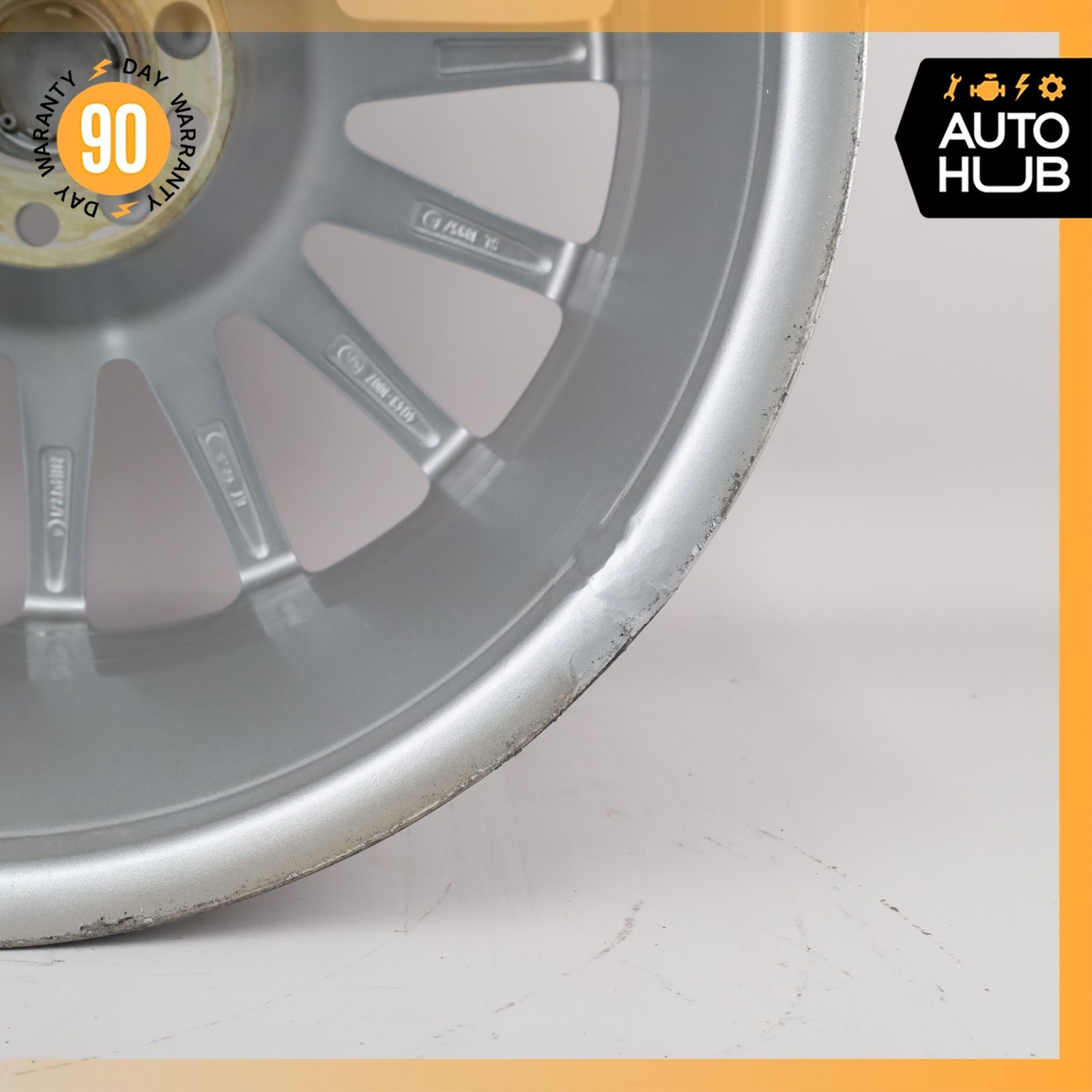 Aston Martin DB9 9.5 x 19 19" Rear Wheel Rim Silver 4G431007GA OEM