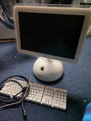 Apple iMac G4 M6498 17'' Desktop - M8812LL/A (July, 2002)