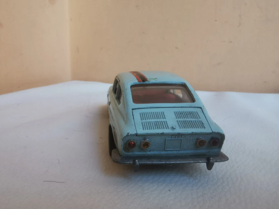 nacoral fiat 850 coupè sport scala 1/25 - Immagine 4 di 4