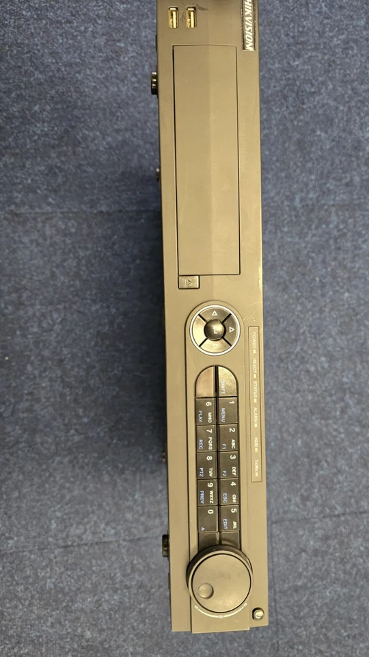 Hikvision DS-7732NI-E4/16P 32-Channel NVR with 18TB Seagate SkyHawk HDD(3 × 6TB) - Image 4 of 4