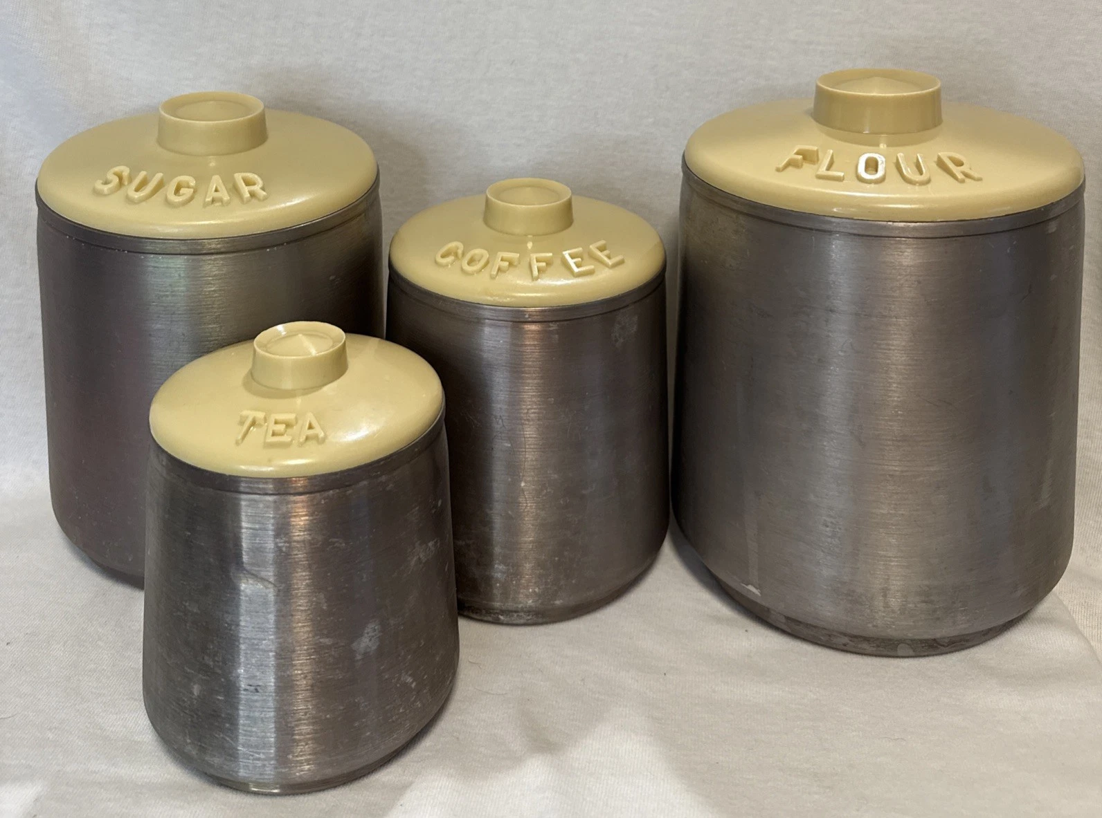 Kromex Aluminum Canisters Set 4 Yellow Lids Nesting Kitchen Canisters, A+shape
