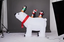 LEADZM 5FT Lighted Christmas Inflatable Decoration, Inflatable Polar Bear
