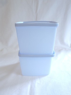 Tupperware 2x Gefrierbehälter 2x800ml Pastellhellblau NEU