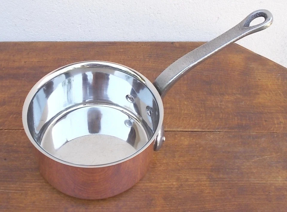 Casserole MATFER BOURGEAT FRANCE cuivre inox  d 14 cm et couvercle, neuve TBE - Photo 3/4