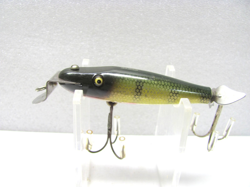 Excellent Creek Chub Baby Pikie in Perch with Propeller on Rear