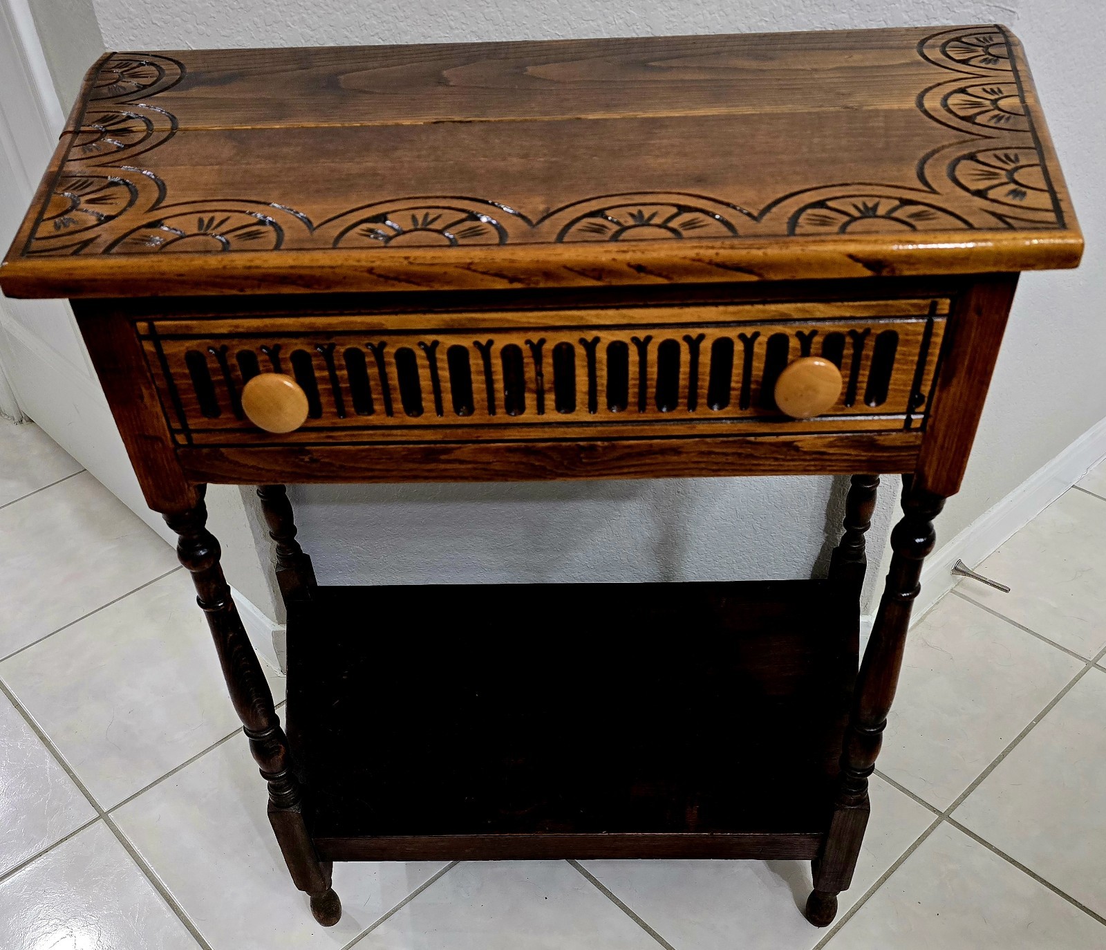 Antique English Entry Way/Parlor Table Spoon Carved Drawer. Gorgeous Tiger Oak!