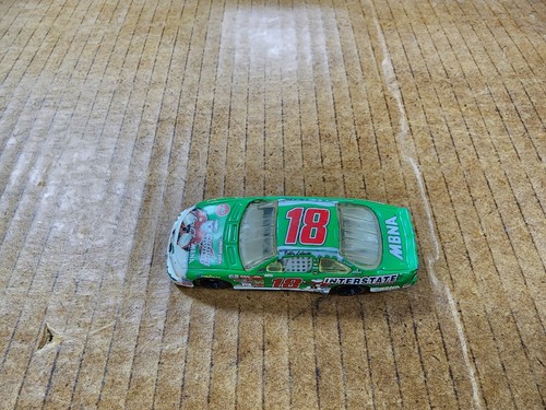Action 2001 Bobby Labonte #18 Coca-Cola Interstate Batteries 1:64 Scale Diecast - Picture 3 of 3