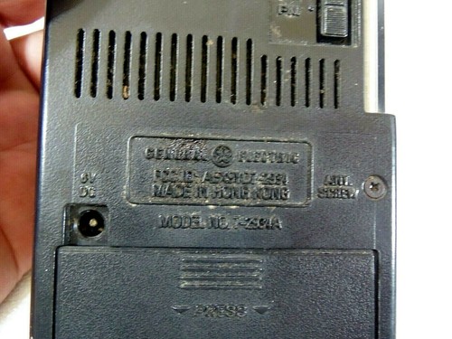 Vintage Portable Old School "General Electric" AM-FM, TV, Weather Radio - Picture 8 of 8