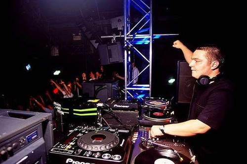 Scott Bond Live Euphoric Trance DJ-Sets Compilation (2000 - 2023) - Picture 4 of 7