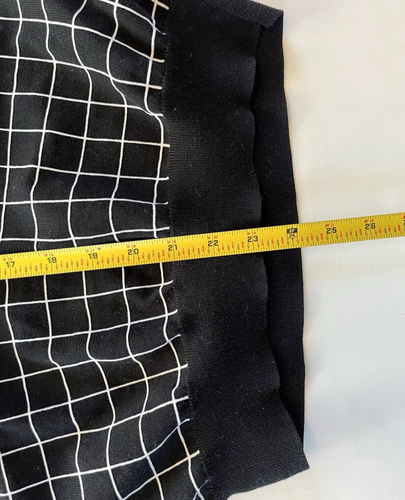 Hugo Boss Women's Medium Black White Geometric Pullover - Picture 6 of 8