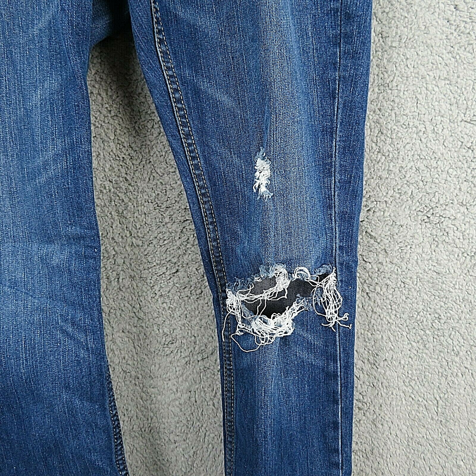 Picture 4 of 12